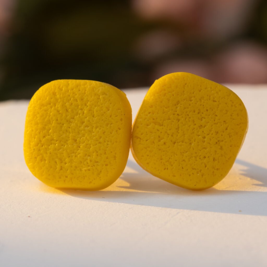 rounded square stud