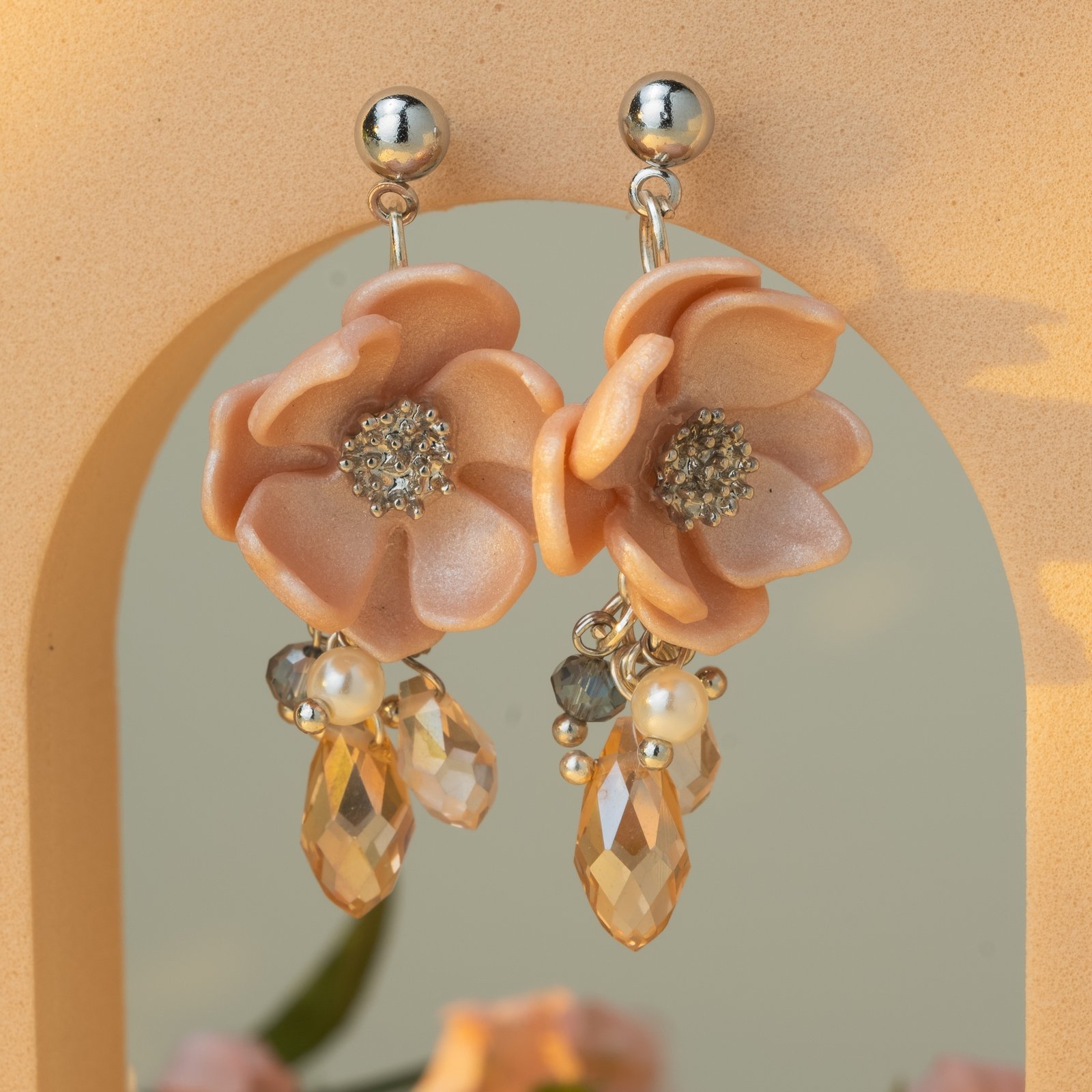 bloom pearl studs 3 4062 x 4062