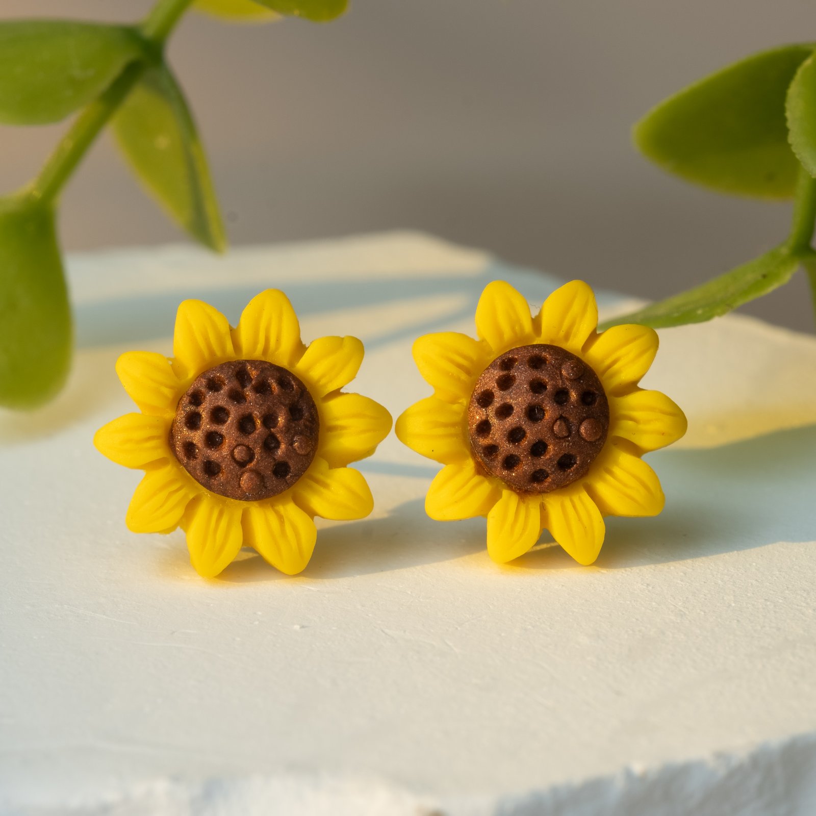 daisy bloom studs 26 4160 x 4160