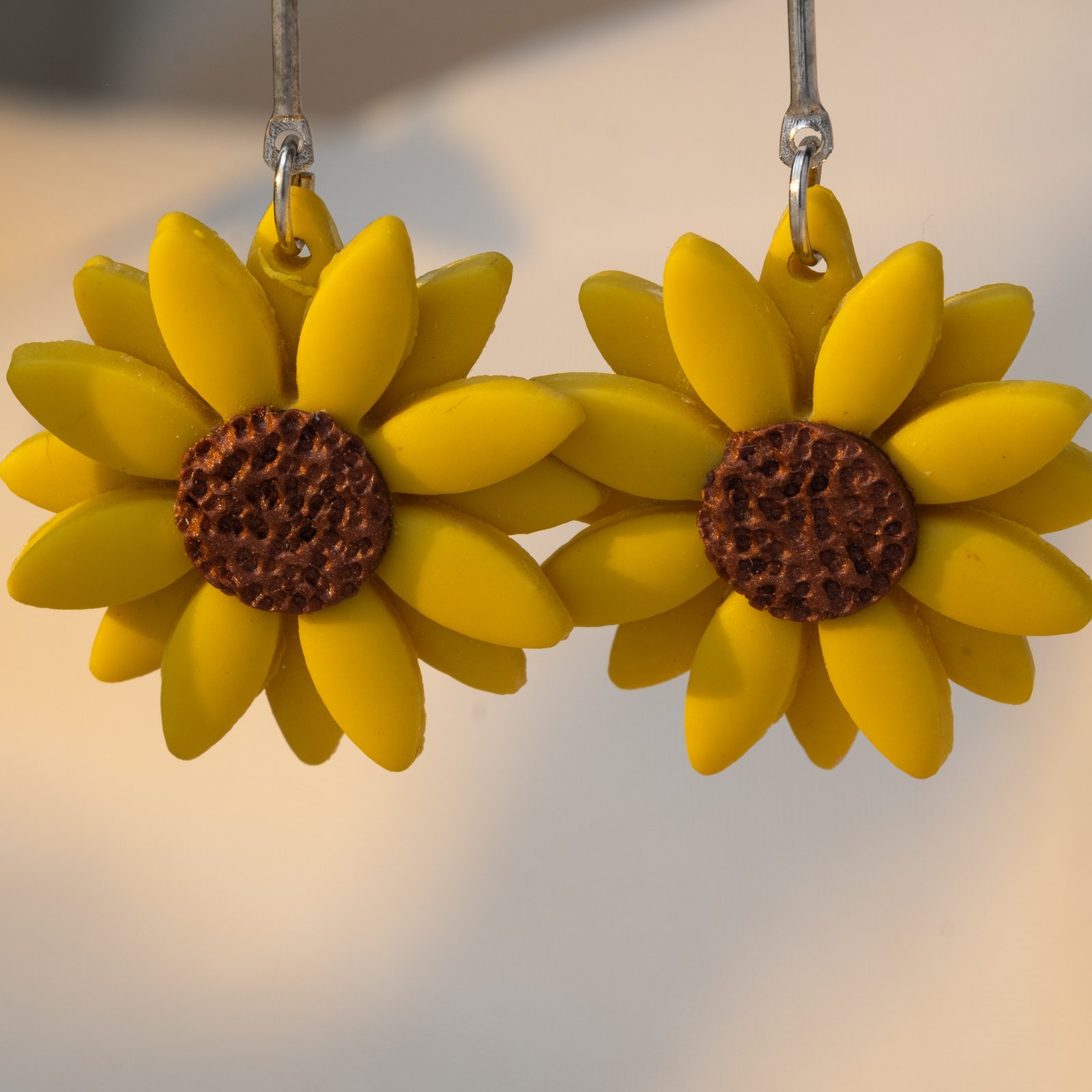 daisy charm earrings 57 4153 x 4153