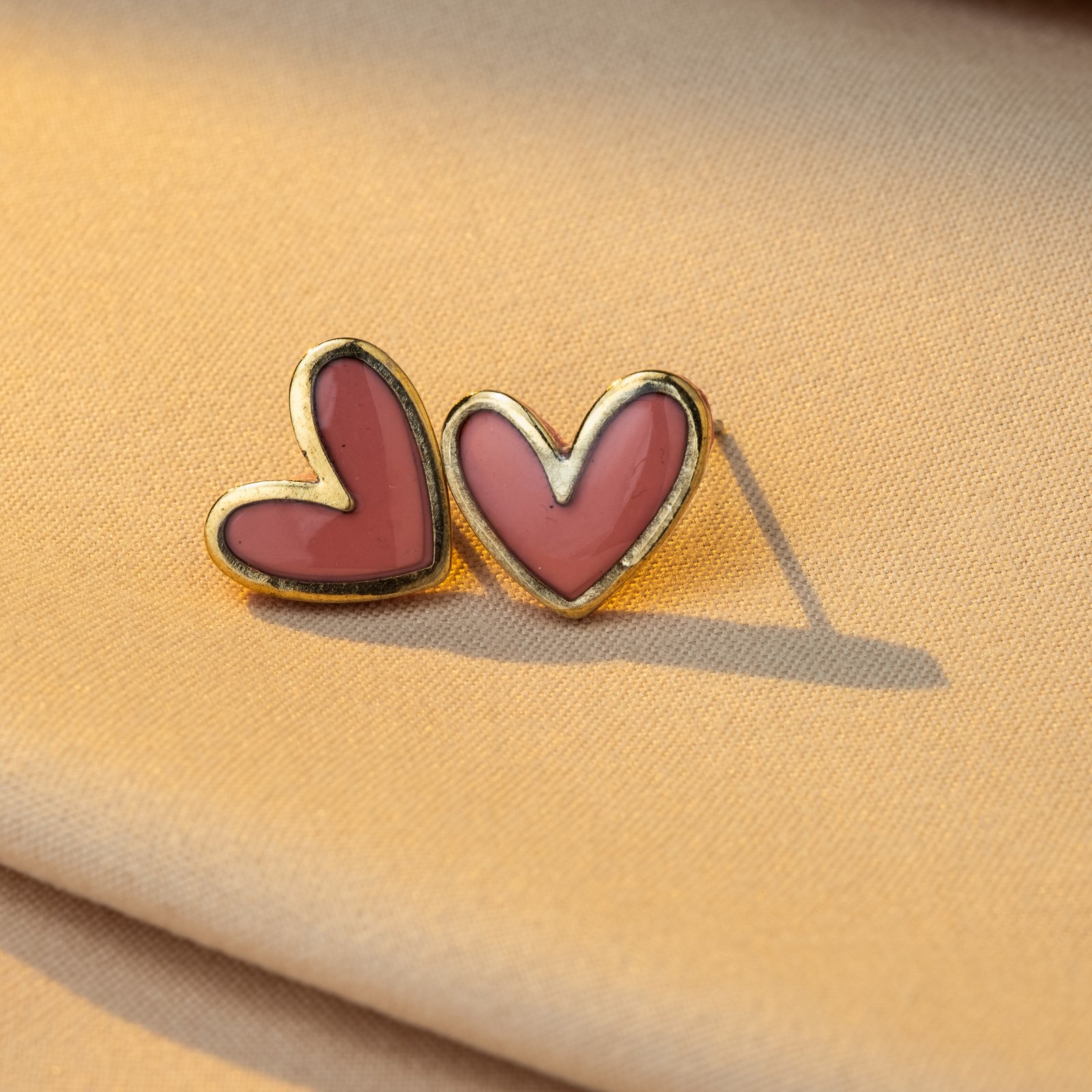 framed heart studs 11 4160 x 4160