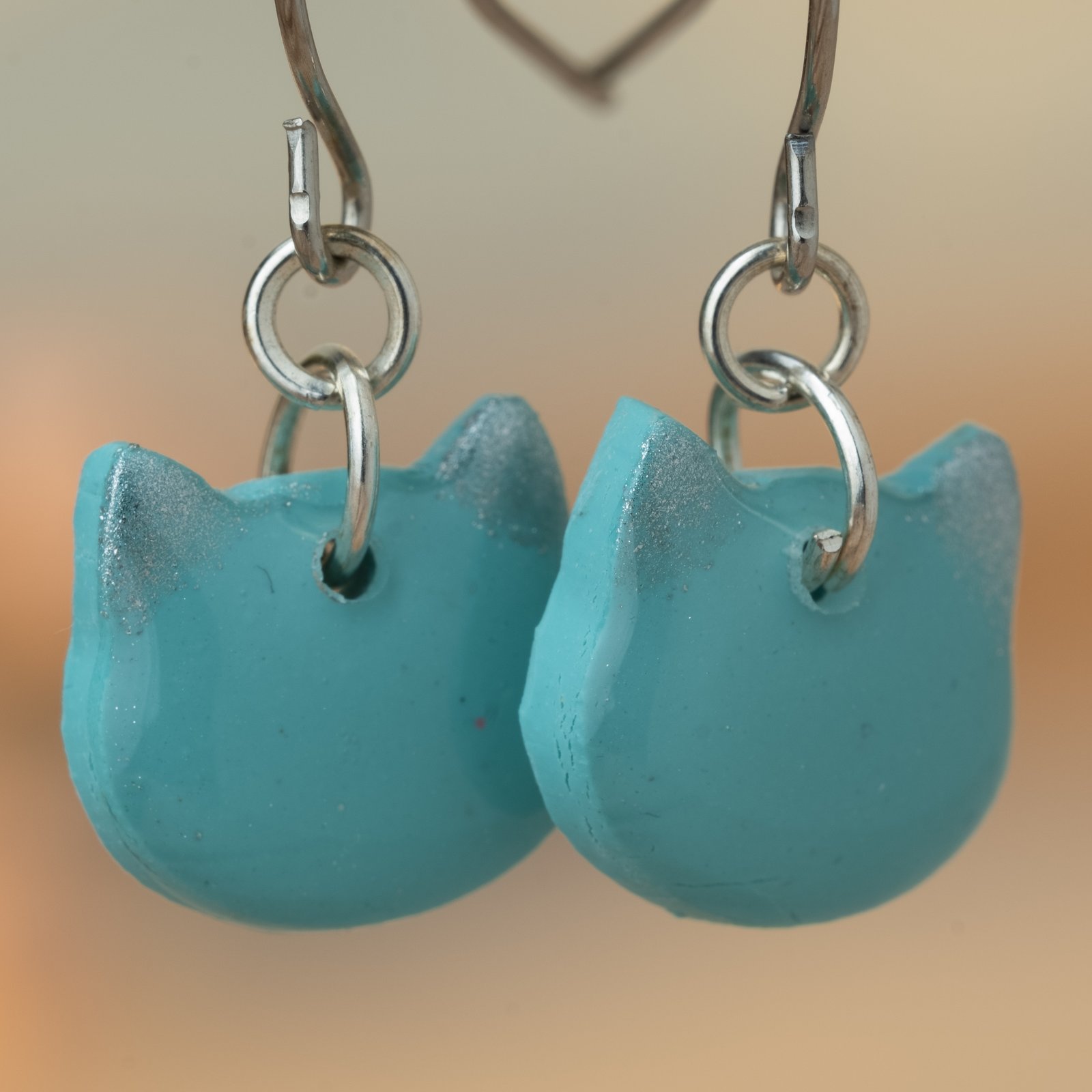 kitty earrings 83 4160 x 4160