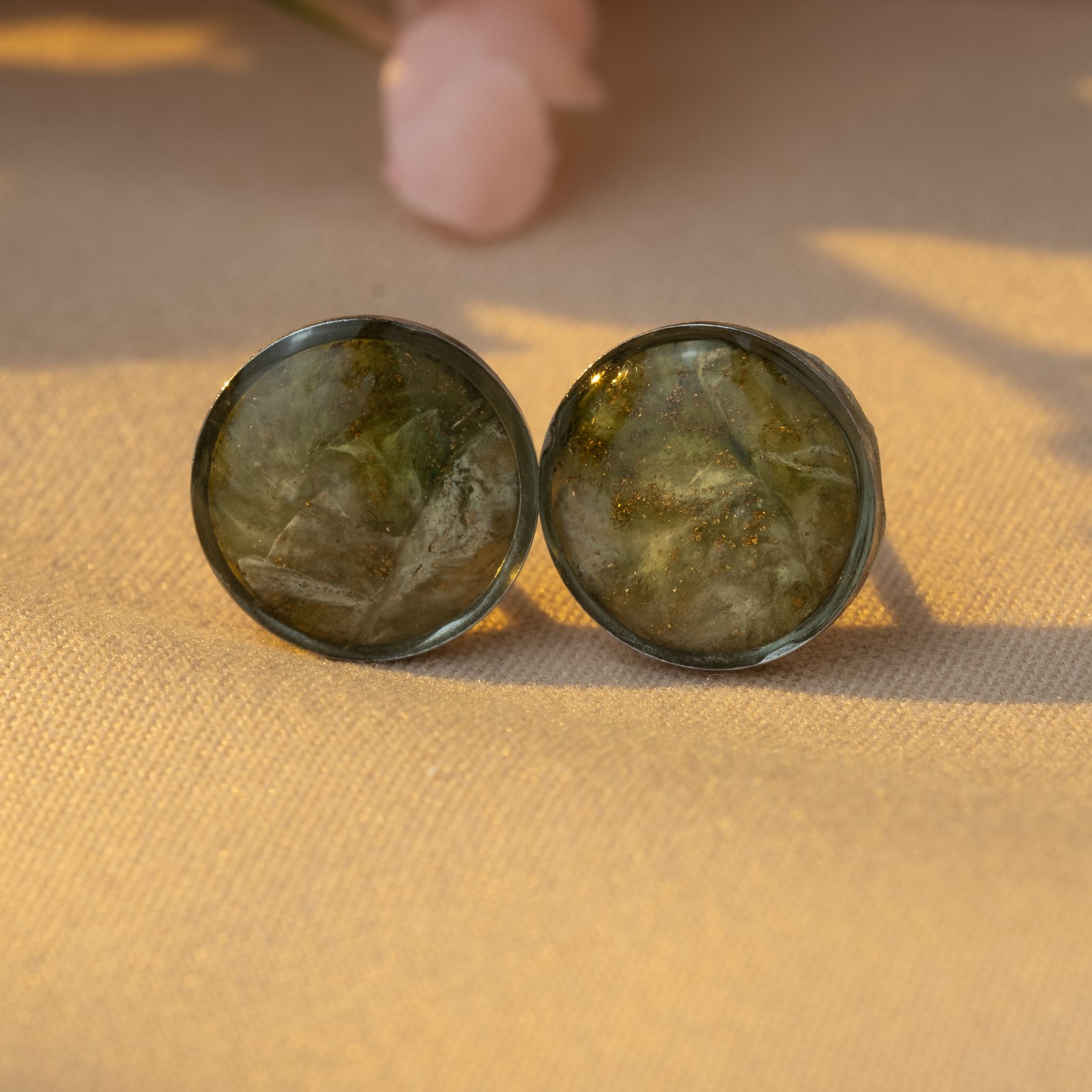 marble bezel studs 37 4160 x 4160