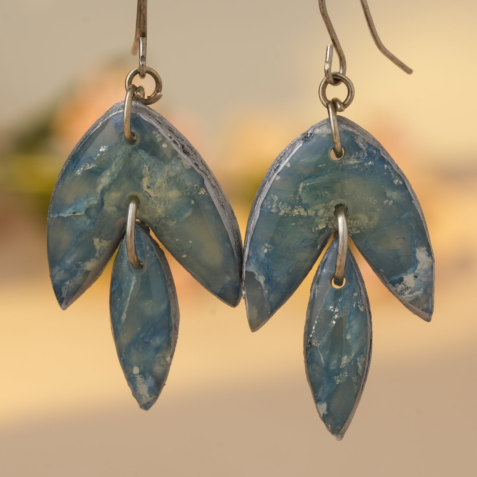 marble leaf earrings 158 4086 x 4086