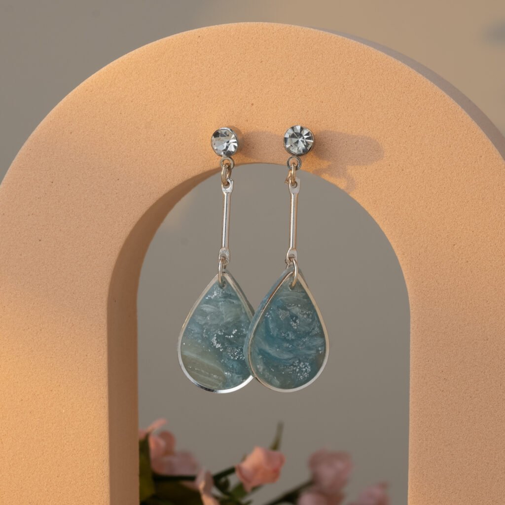 marble pear studs 93 4016 x 4016